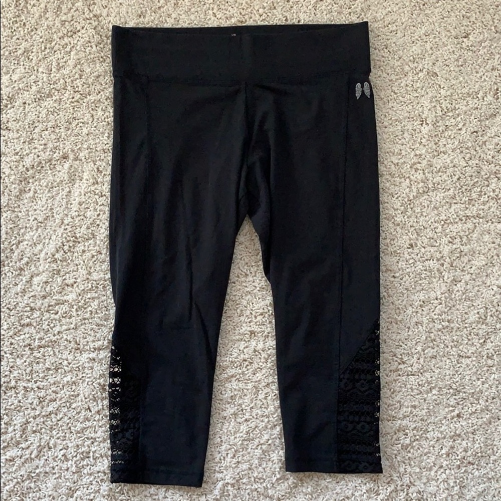 Victoria’s Secret Black yoga capris lace detail L
